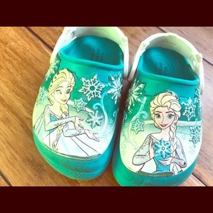 Frozen Light-Up Crocs Size 8